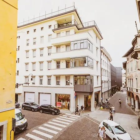 Chiara Apartman